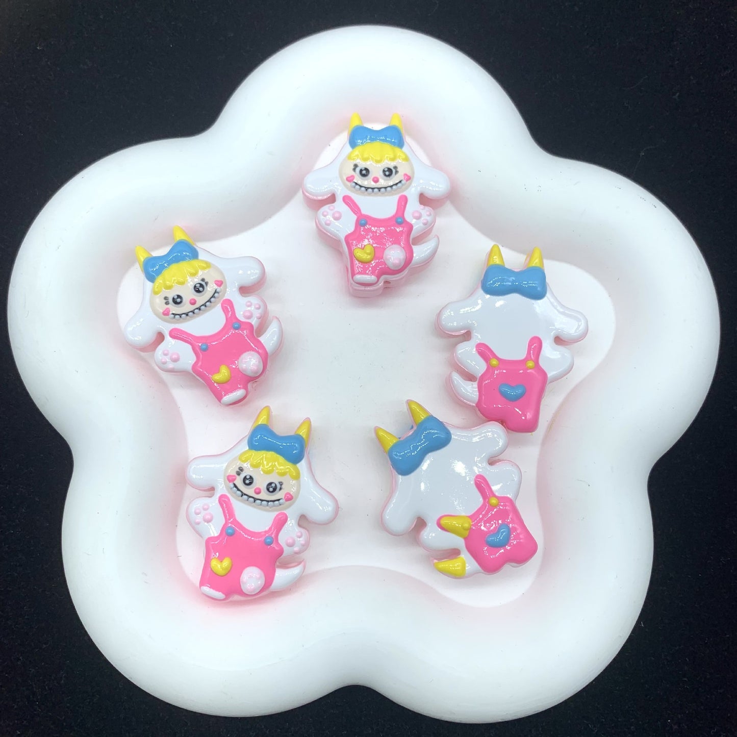 Pajamas Bubu Hand Painted Beads 1pc