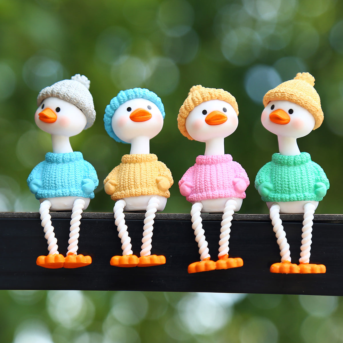 Sweater Ducks Figure Topper Set