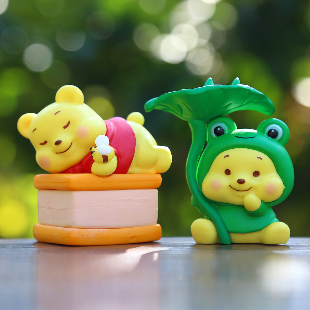 Winnie The Pooh Froggie  Figure Topper Set