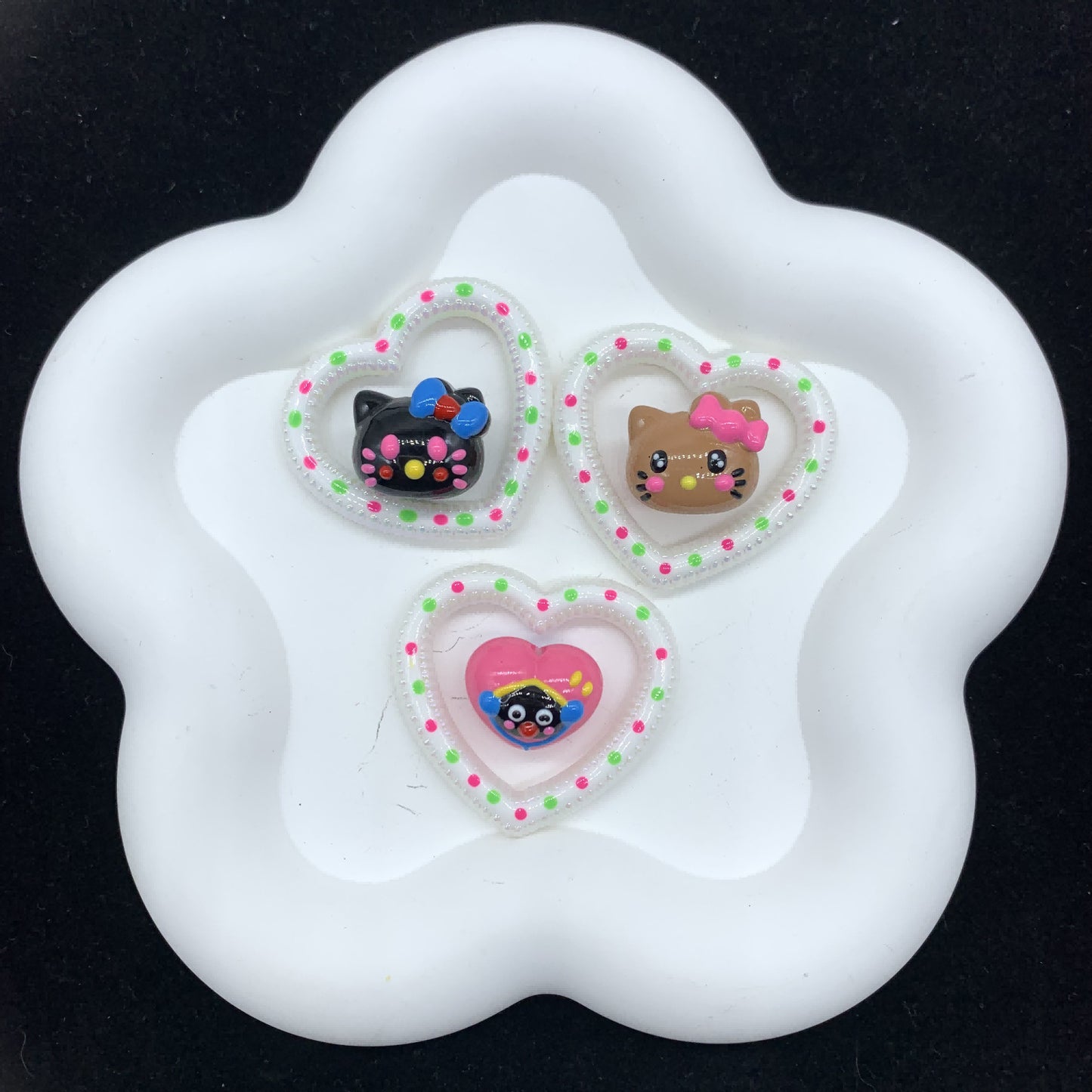 HK Kitty Black Painted Arcylic Beads (5pcs)
