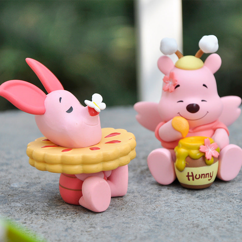 Winnie the Pooh Friends Figure Topper Set